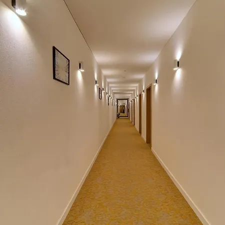 Bílý Páv