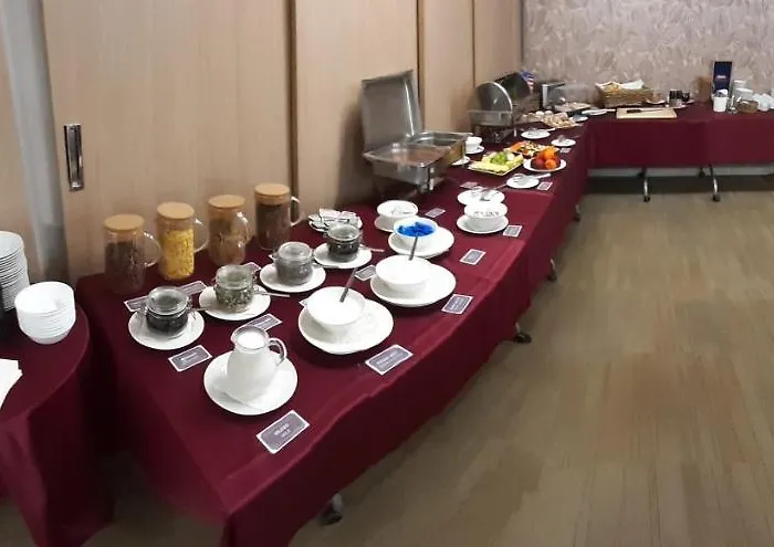 Bily Pav Hotel