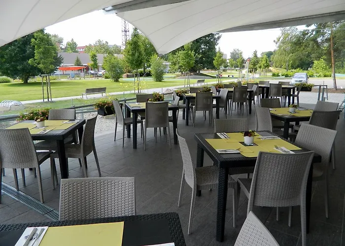 Bílý Páv Hotel Benátky nad Jizerou